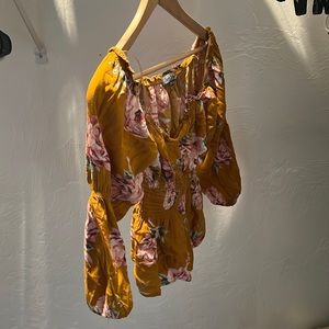 Yellow floral woman’s top